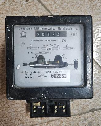 contatore elettromeccanico monofase vintage