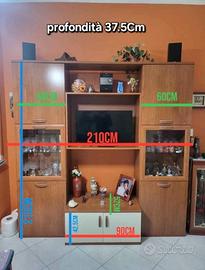 Parete Attrezzata (Vetrina)