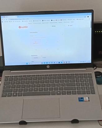 Pc portatile HP Laptop 15-fd0090nl (BA4C4EA)