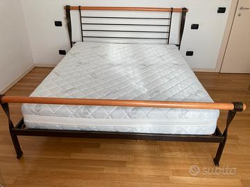 Letto matrimoniale