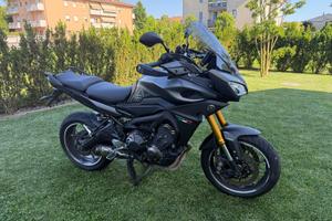 Yamaha tracer 900