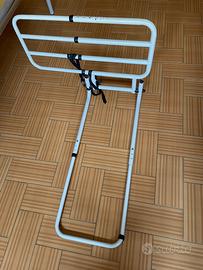 Sponda letto estraibile per anziani e disabili