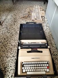 macchina da scrivere 