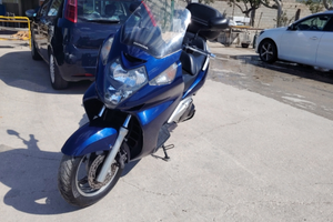 Honda silver wing 600