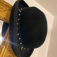 Cappello nero