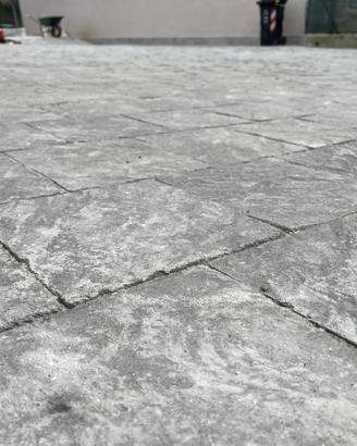 Lotto Autobloccanti Betonella Castiglia su pallet