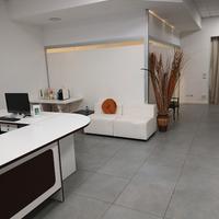 Stanza in Studio Medico Attrezzato con Ecografo