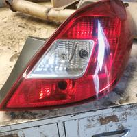 Fanale posteriore destro opel corsa D