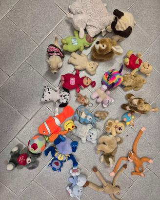 pelouches vari giochi bambino