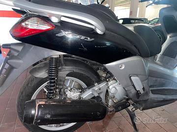 Yamaha xcity 250
