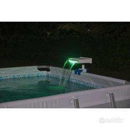 Cascata per piscina Bestway con luci a LED Flowerc