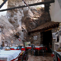 Possibile b&b o allevamento