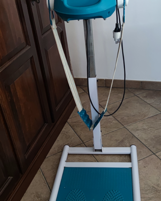 Massaggiatore con fasce