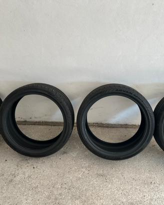 Pneumatici 235 35 R19