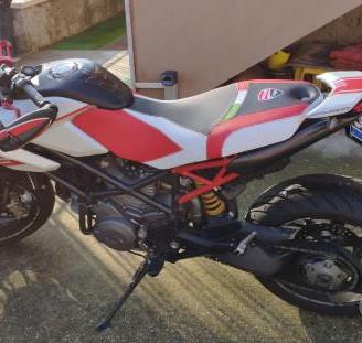 Rivestimento cover sella ducati hypermotard