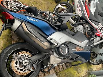YAMAHA TMAX DX 2020 PER RICAMBI