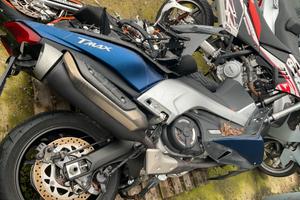 YAMAHA TMAX DX 2020 PER RICAMBI