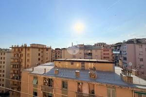 3 LOCALI A GENOVA