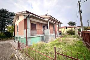 CASA INDIPENDENTE A TORTONA
