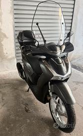Honda sh 150 i
