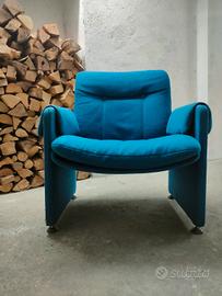 poltrona vintage blu