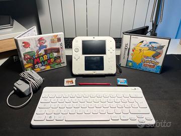 Nintendo 2DS + Super Mario 3D Land + Pokémon