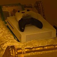 Xbox one s 1TB con 2 controller e 8 giochi