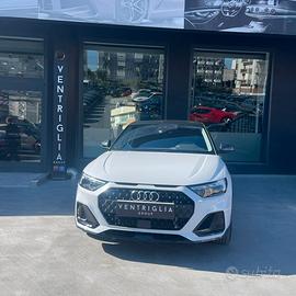 Audi A1 citycarver 30 TFSI S tronic Identity Contr