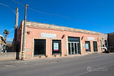 Locale Commerciale Alta Visibilità Siracusa