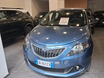 Lancia Ypsilon 1.0 FireFly 5 porte S&S Hybrid Gold