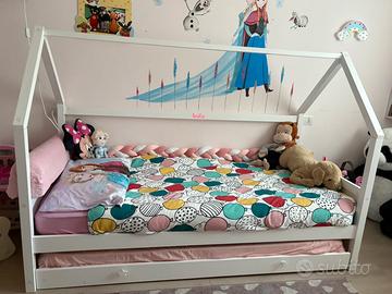 Letto a capanna con secondo letto scorrevole