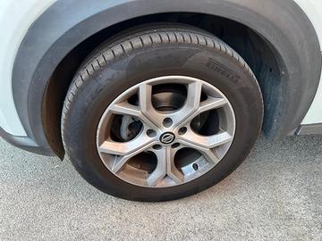 4 Pneumatici nuovi misura 215/60 su 17