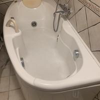 Jacuzzi vasca idromassaggio angolare sx