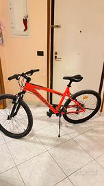 Bici mtb in alluminio 26” btwin