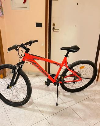 Bici mtb in alluminio 26” btwin