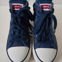 Scarpe da ginnastica "LEVI'S" . Misura nr.33.