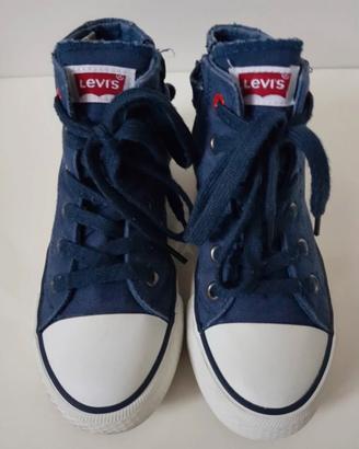 Scarpe da ginnastica "LEVI'S" . Misura nr.33.