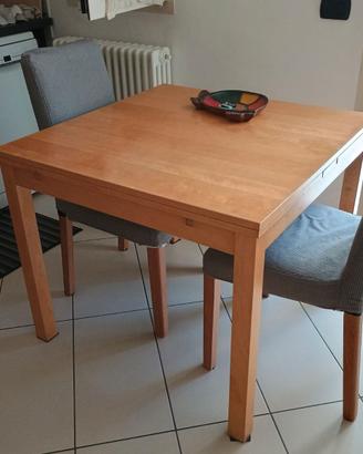 Tavolo Ikea estensibile , già smontato ,con sedie