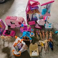 barbie e altri giocattoli