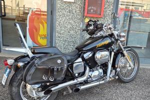 HONDA VT 750 BLACK WIDOW USATA