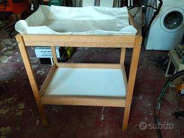 Fasciatoio Ikea in legno