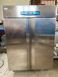 frigo in acciaio inox