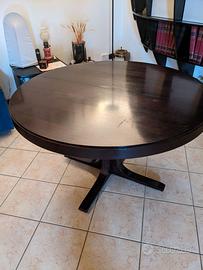 Tavolo tondo in legno allungabile