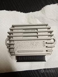 Regolatore tensione Vespa 50-125-150 e Ape 50