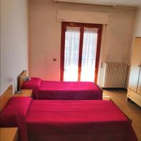 Camera per 2 studentesse