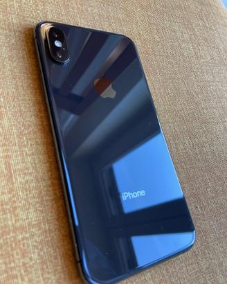 iPhone XS