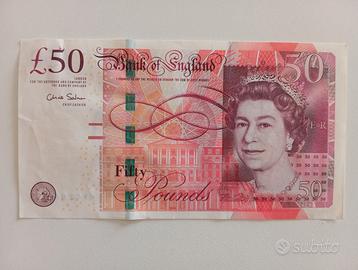 Banconote da 50 e 10 Sterline fuori corso