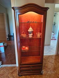 vetrinetta con illuminazione 