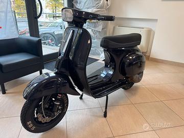 Vespa 50 Special - Fabbri Racing