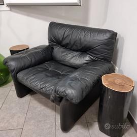 Poltrona anni 70 originale in pelle nera.